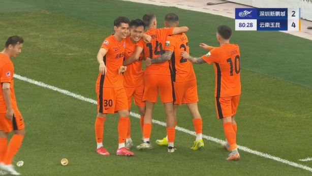 玉昆4-2領(lǐng)先新鵬城！杜加利奇冒頂，徐宏杰得球抽射破門