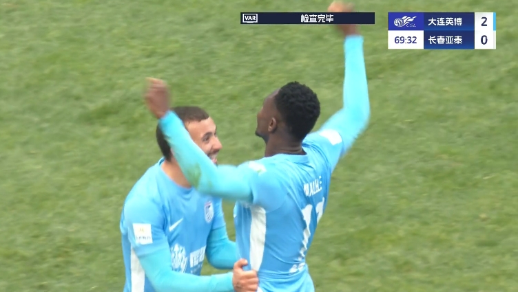 馬萊萊大連處子球！呂焯毅助攻馬萊萊破門，大連英博2-0亞泰