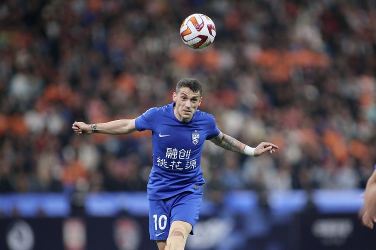 斯基拉：中超舊將斯坦丘接近免簽加盟熱那亞，合同期限到2027年