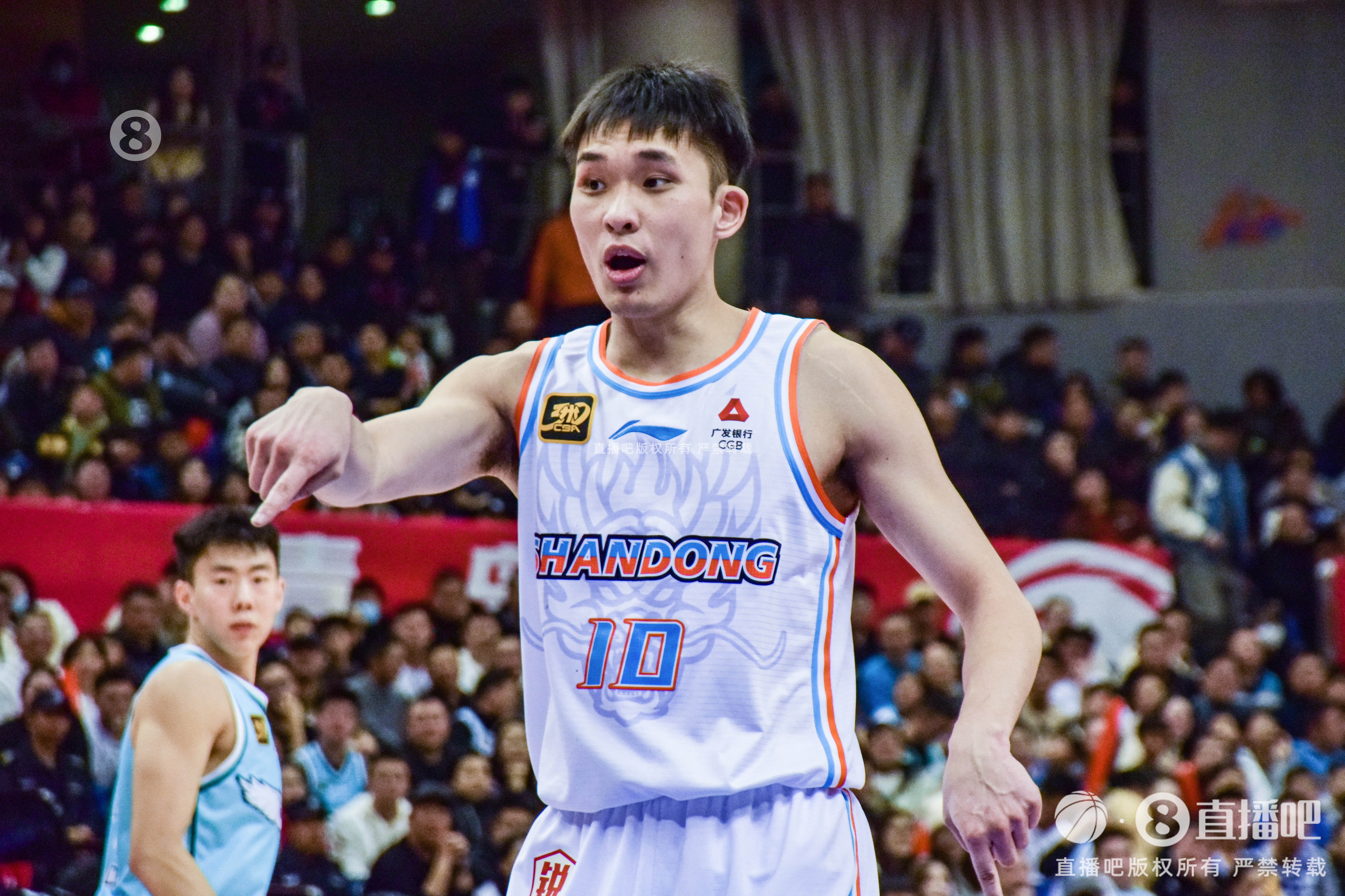 攻防俱佳！狀元秀謝智杰7中5拿到16分3板3助5斷 三分3中3